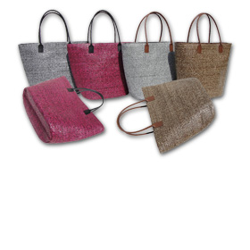 Beach bag made of paper straw