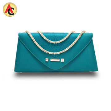 Pure silk evening bag with Lao pattern on flap