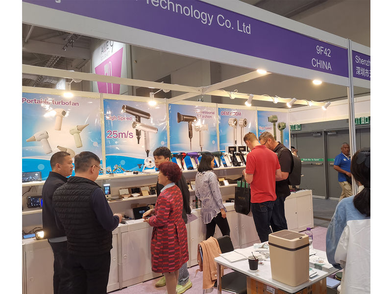 Global Sources Consumer Electronics Show