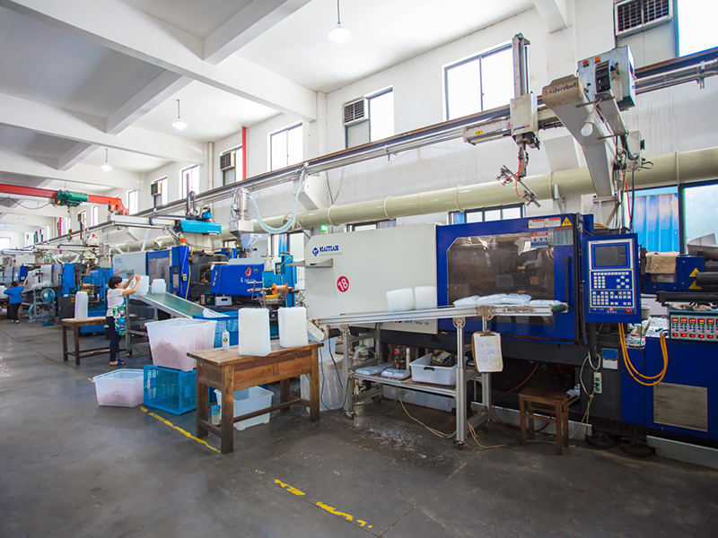 Ningbo Haifu Plastic Appliance Co.,Ltd 1