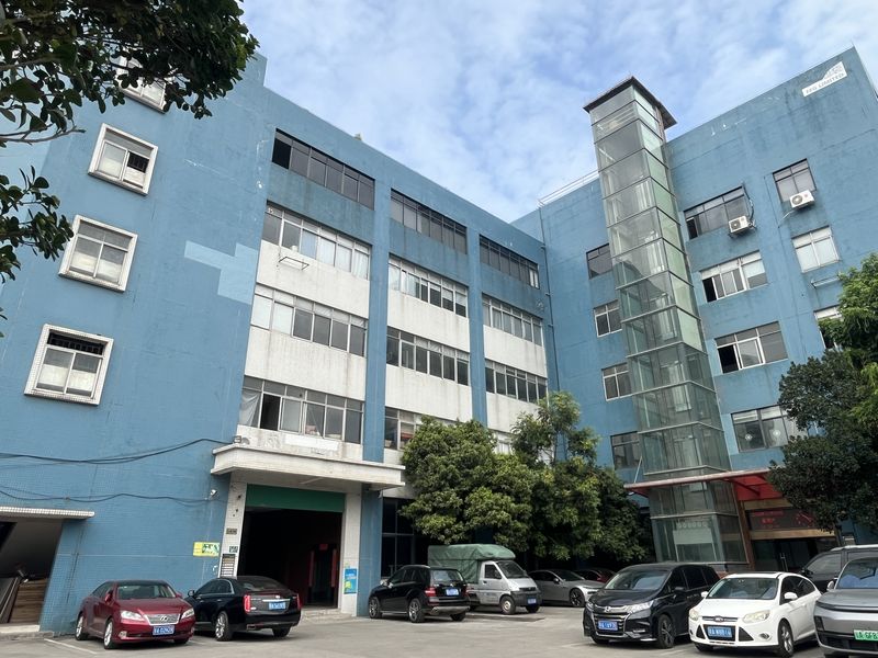 Guangzhou Auliya Fashion Co., Ltd 1