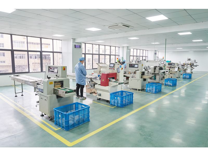 Taizhou City Huangyan Zhenhui Plastic Mould Co.. Ltd 4