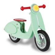 Battery-operated scooter with beech frame